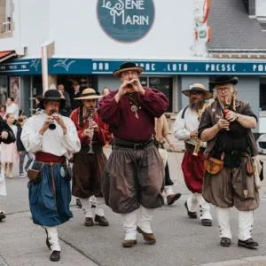 Photo 9 de l'annonce La Banda Tchok - Troupe festive bretonne